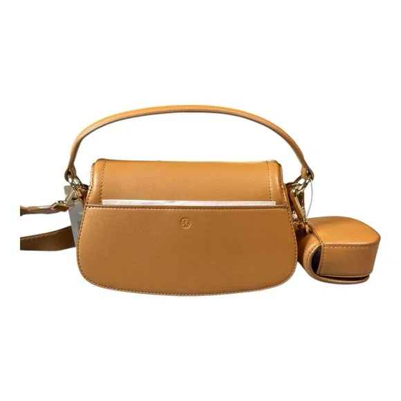 Lululemon Cactus Leather Mini Bag With Clippable Pouch 1.2L Chestnut - Picture 10 of 16